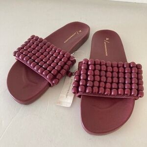 NWT Anthropologie Wood Beaded Wine Slides Sz 39